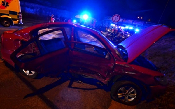 Hasiči vyprošťovali zraněného u nehody v Ostravě