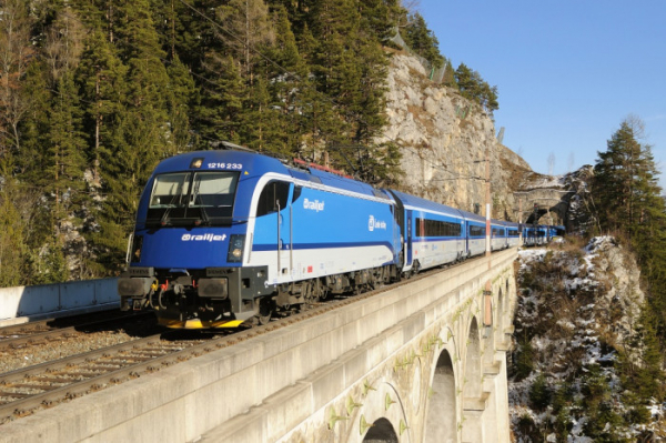 České dráhy chtějí koupit čtyři lokomotivy Siemens Taurus