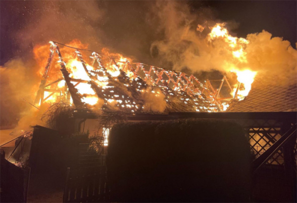 Požár rodinného domu na Bruntálsku způsobil škody za více jak 1 milión korun