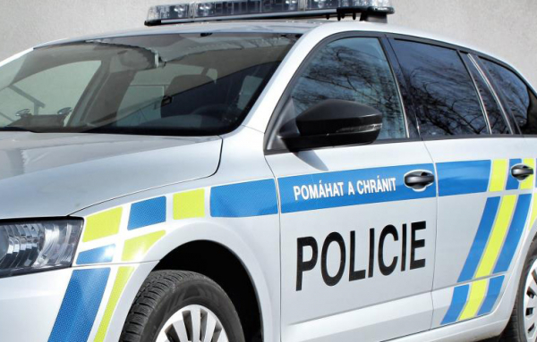Policisté dálničního oddělení Frýdek-Místek ukončili jízdu přetíženého vozidla
