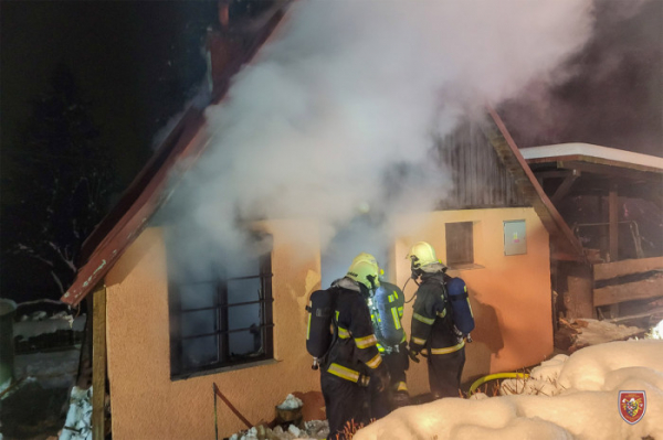 Požár chaty v Čeladné způsobil škodu za tři čtvrtě milionu korun